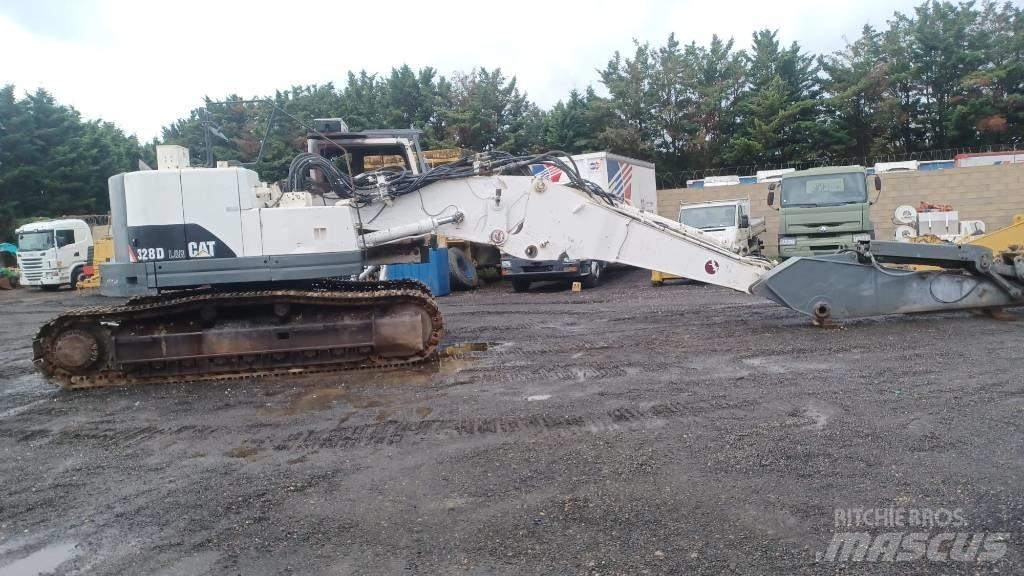 CAT 328 D L Lánctalpas kotrók
