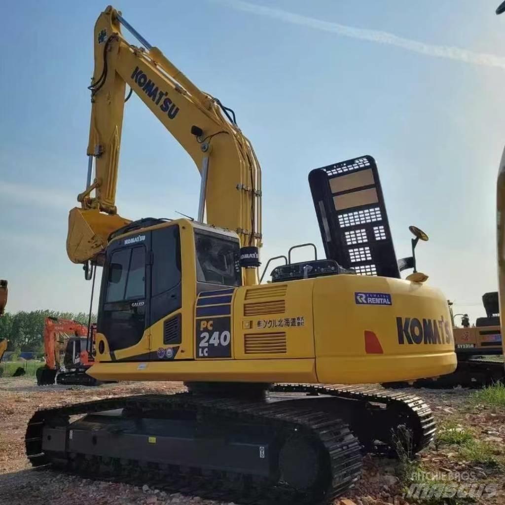 Komatsu 240LC-8 Lánctalpas kotrók