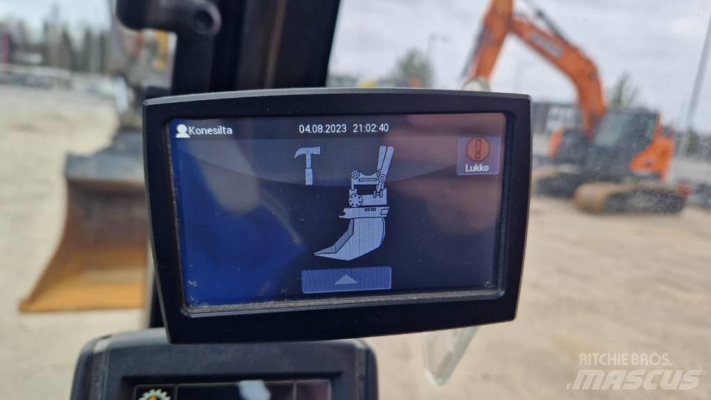 JCB JZ 140 LC Lánctalpas kotrók