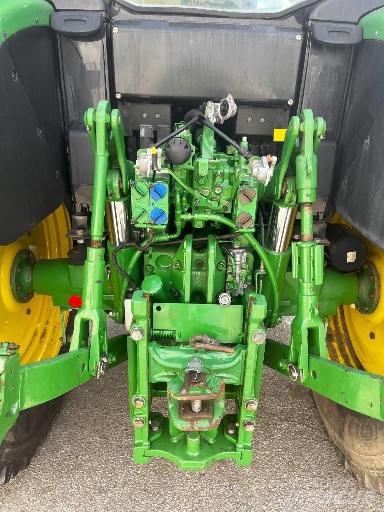 John Deere 6115 M Traktorok