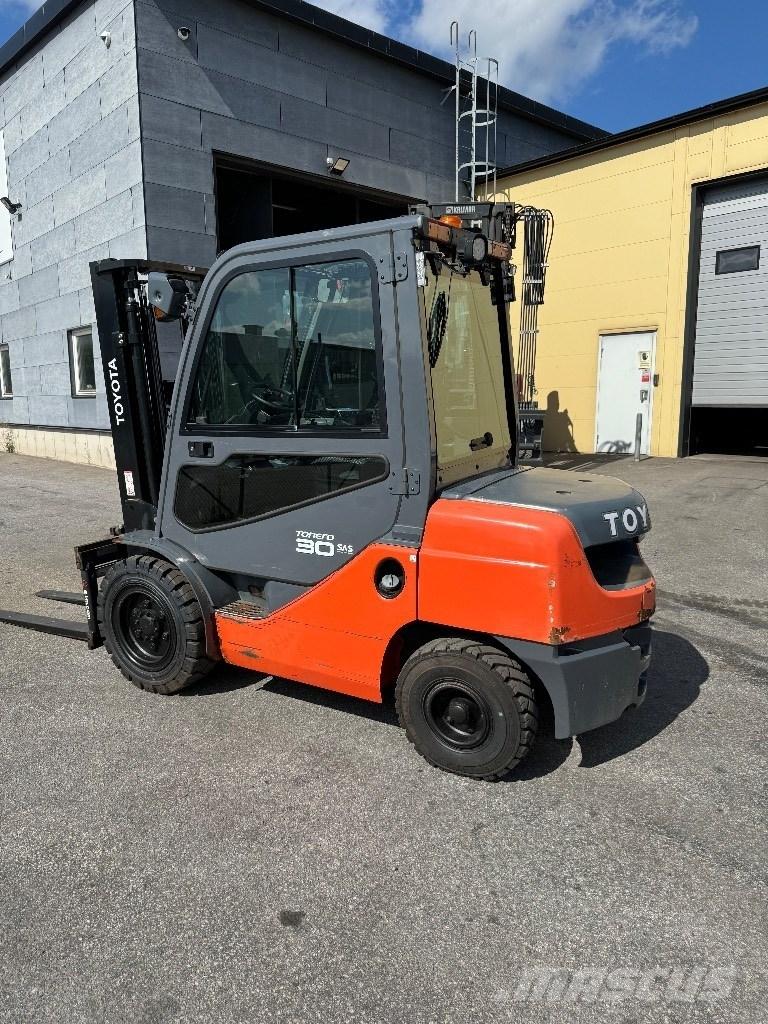 Toyota 02-8FDF30 Dízel targoncák