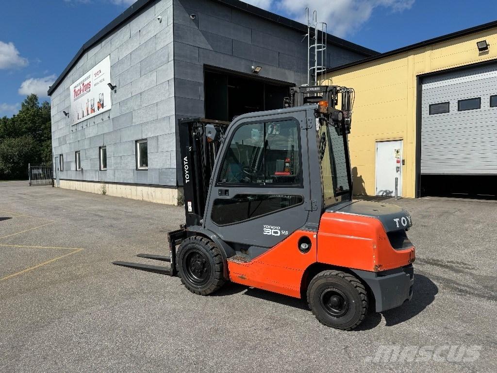 Toyota 02-8FDF30 Dízel targoncák