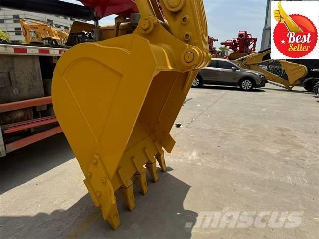 Komatsu PC 220 Lánctalpas kotrók
