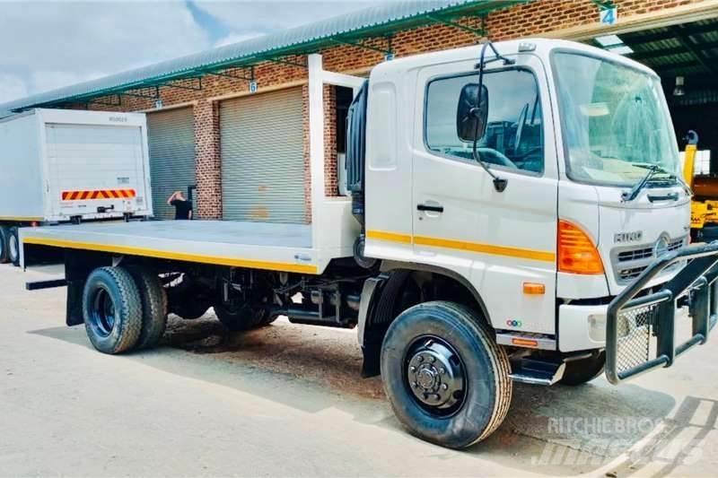 Hino 500 1322 4x4 Egyéb