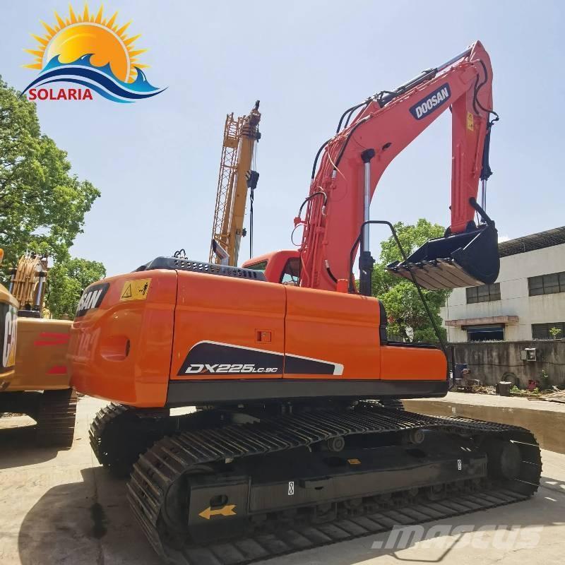 Doosan DX 225 LC Lánctalpas kotrók
