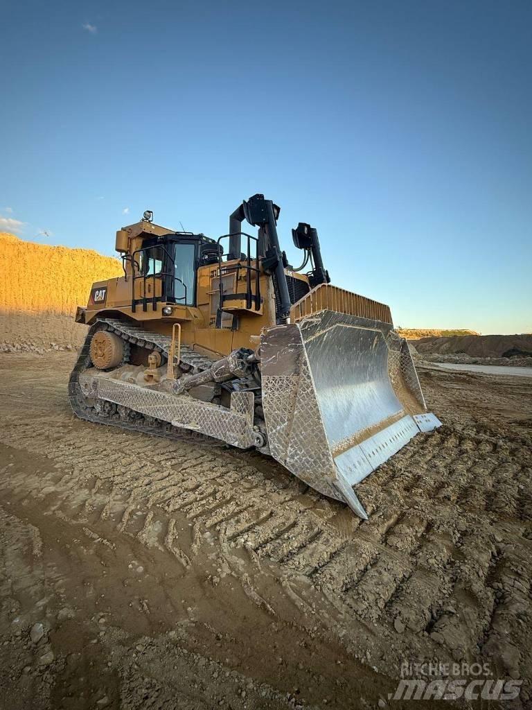 CAT D 10 T lánctalpas dózerek