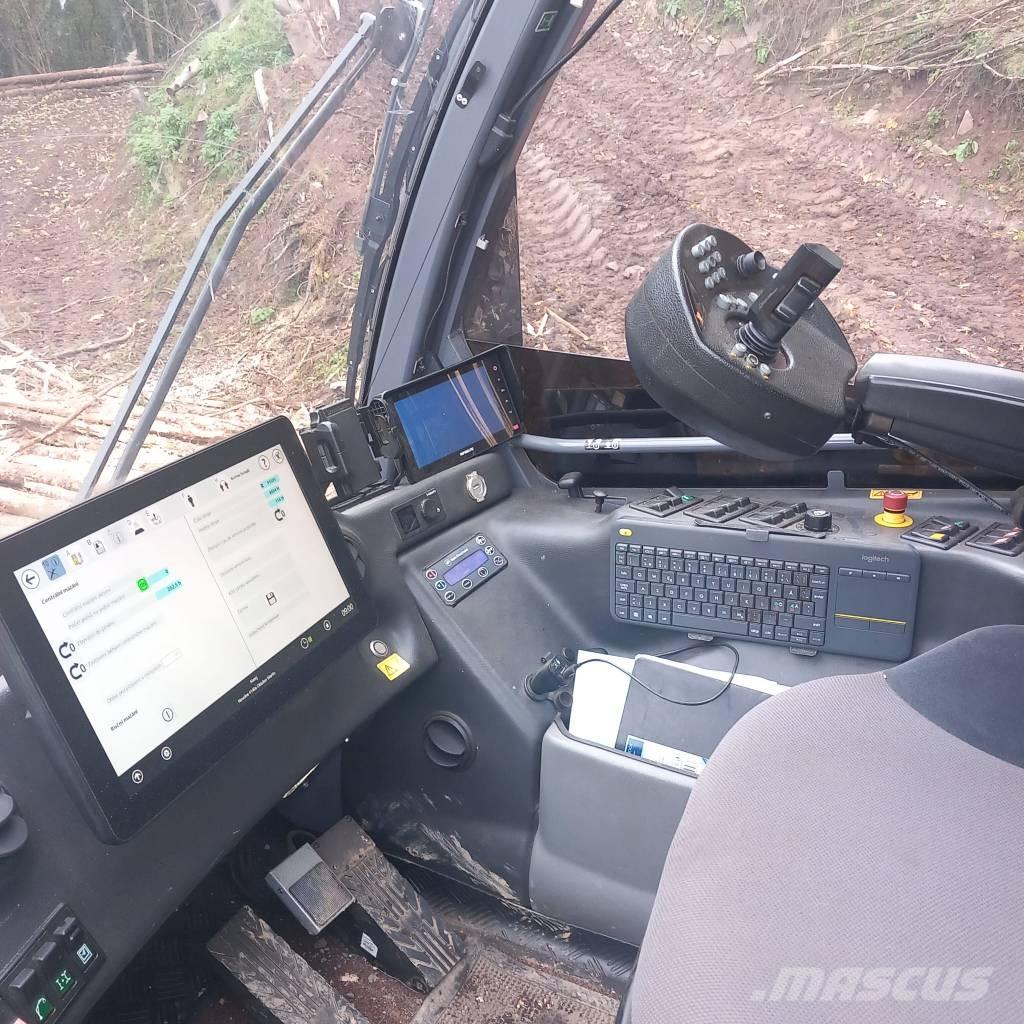 Rottne H21D Betakarítók