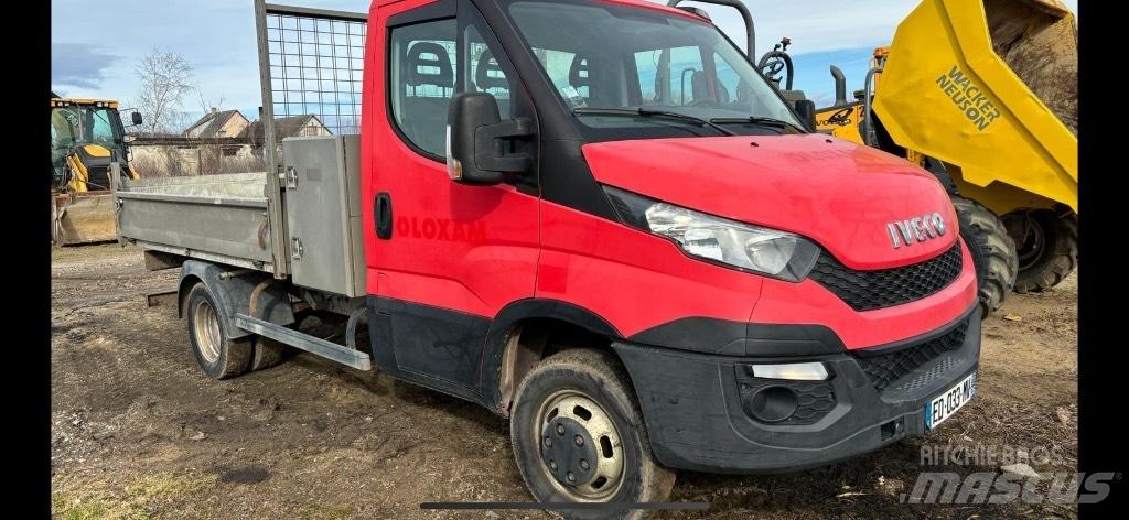 Iveco 35C 13 Kis teherszállító/Platós kocsi