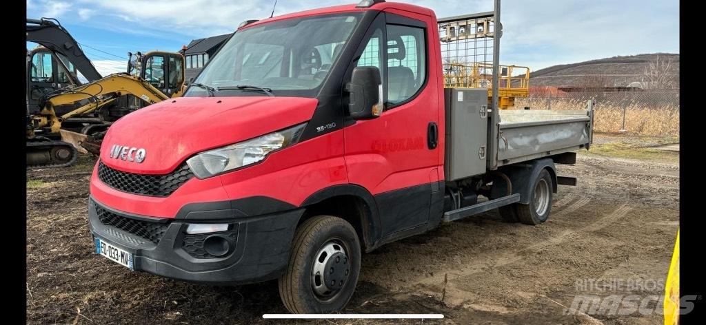 Iveco 35C 13 Kis teherszállító/Platós kocsi