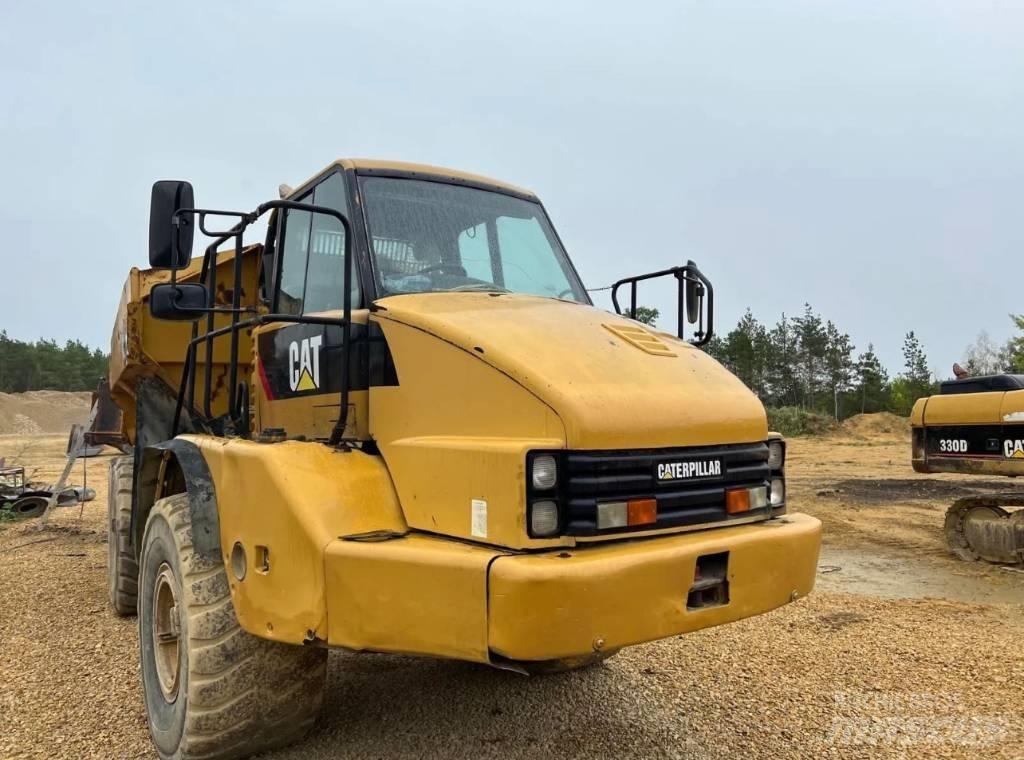 CAT 730 Csuklósdömperek