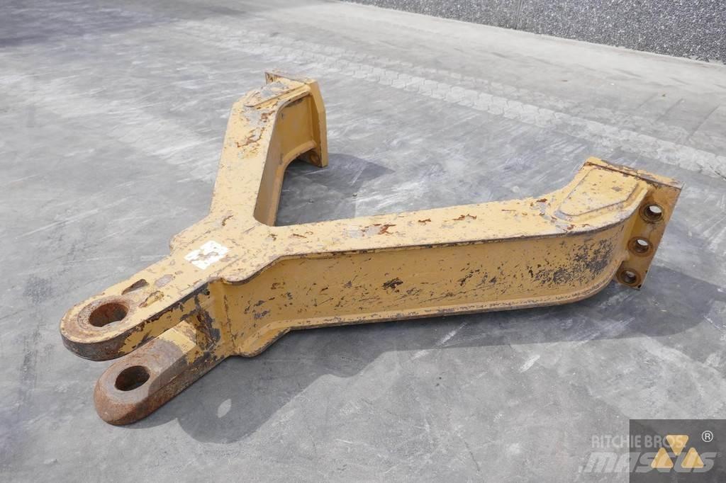 CAT D6 Drawbar Haszonjárművek - Egyéb