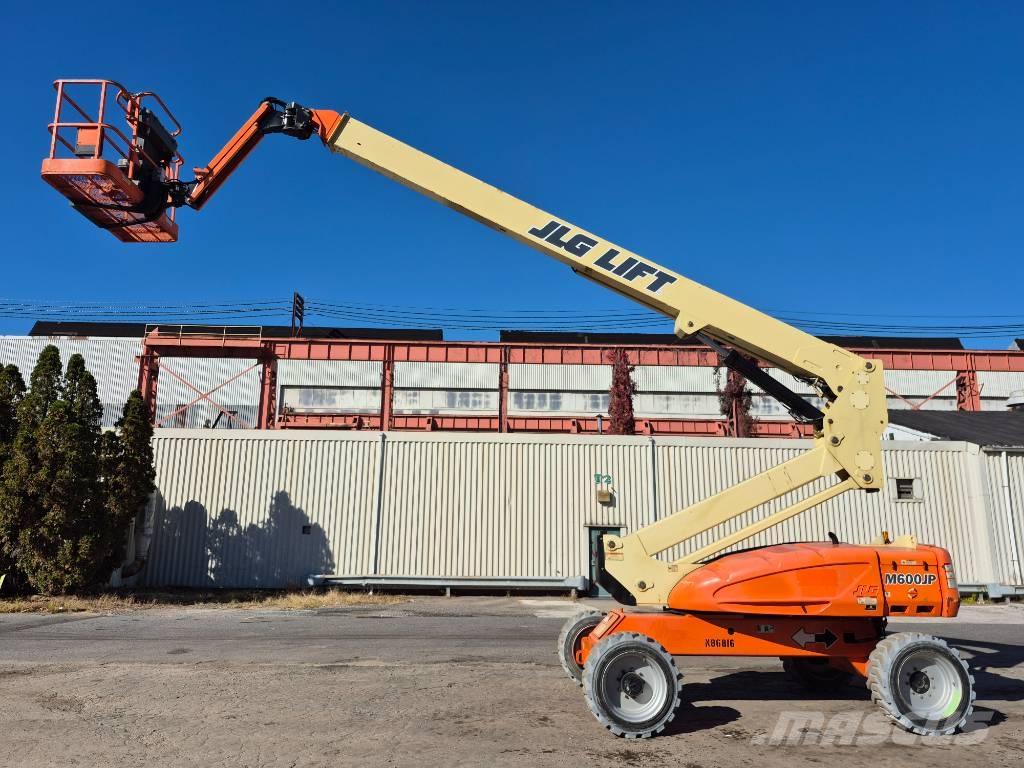 JLG M 600 JP Karos emelők