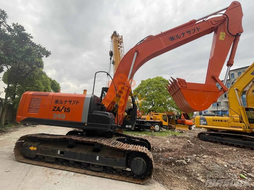 Hitachi ZX 240 Lánctalpas kotrók