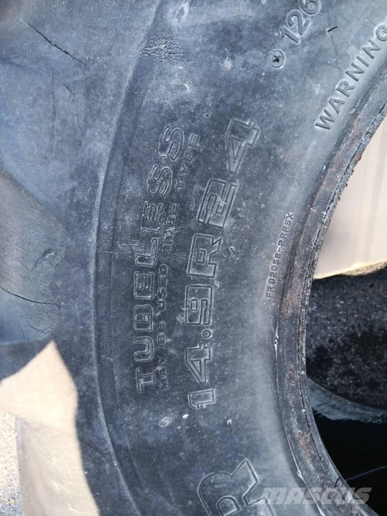 Goodyear 14.9R24 Gumiabroncsok, kerekek és felnik