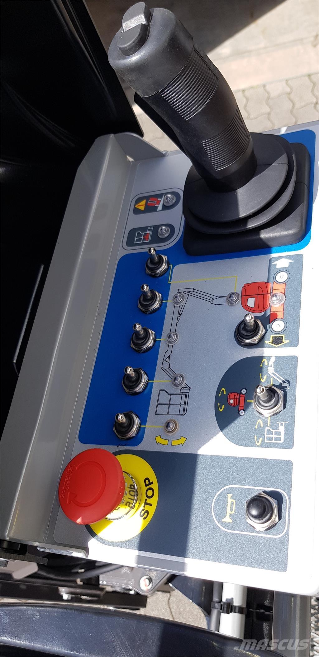 Manitou 120AETJ-C Karos emelők