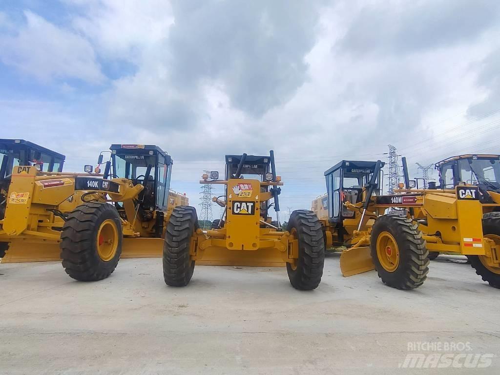 CAT 140 H Gréderek