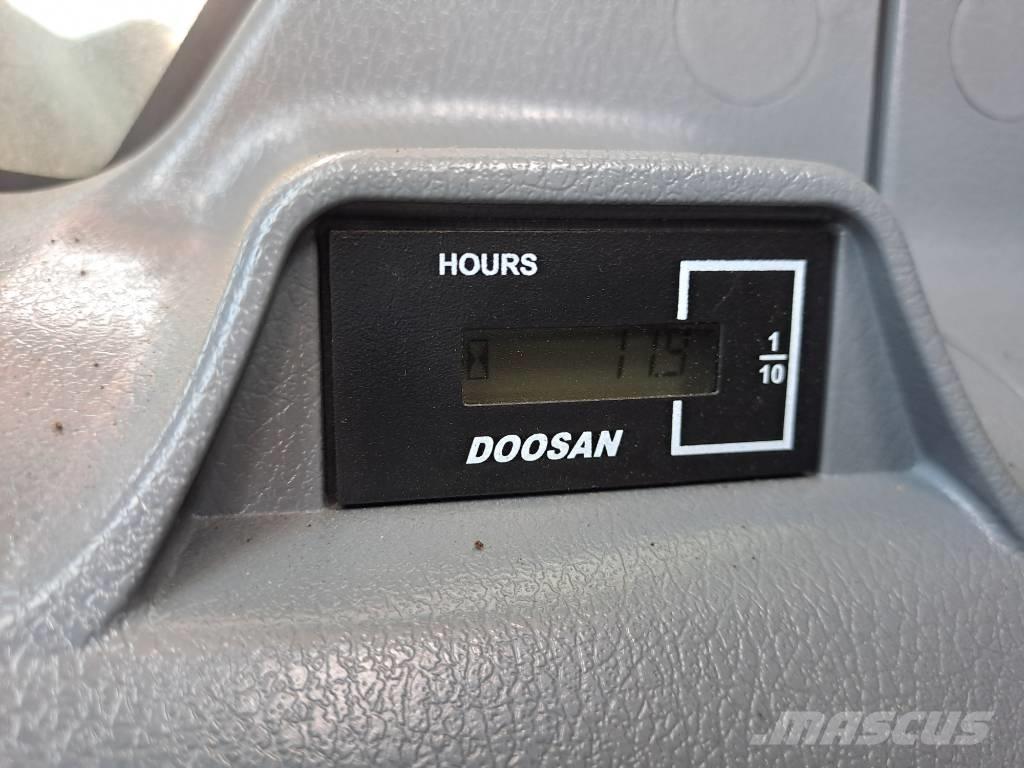 Doosan DX530LC-7M Lánctalpas kotrók