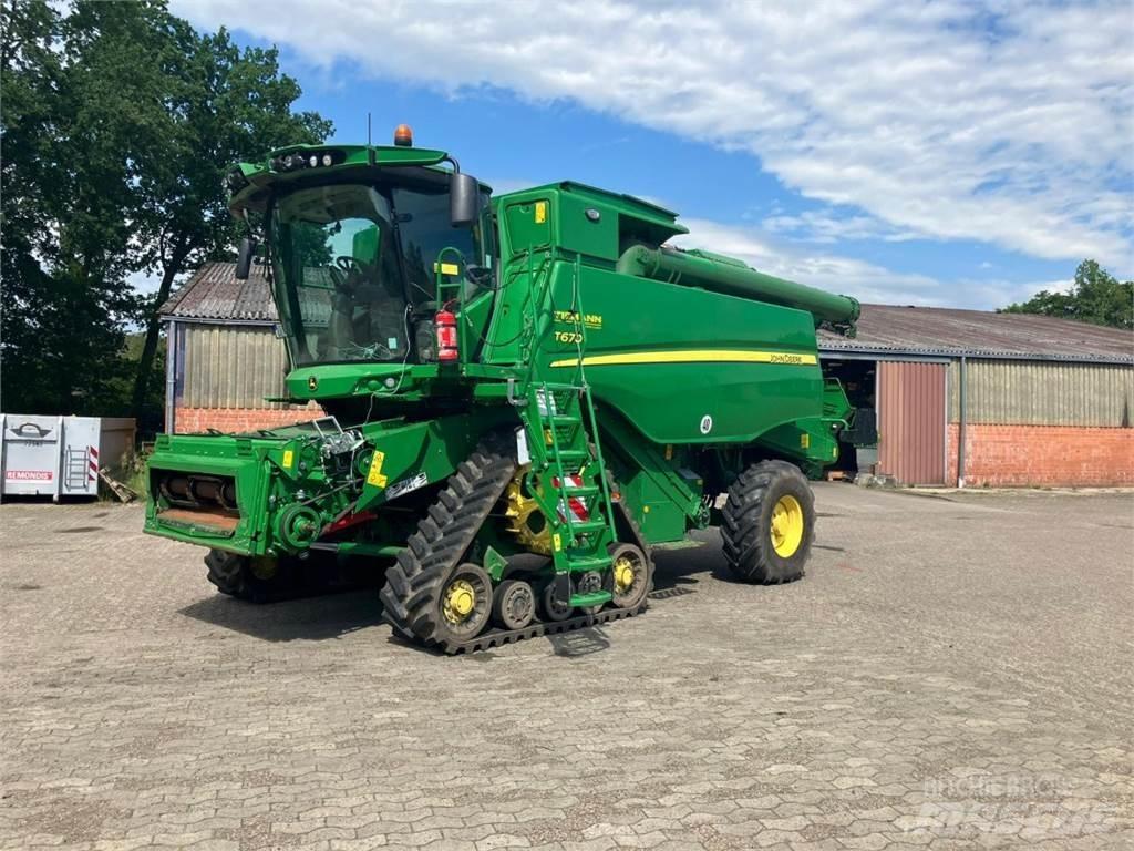 John Deere T670 Kombájnok