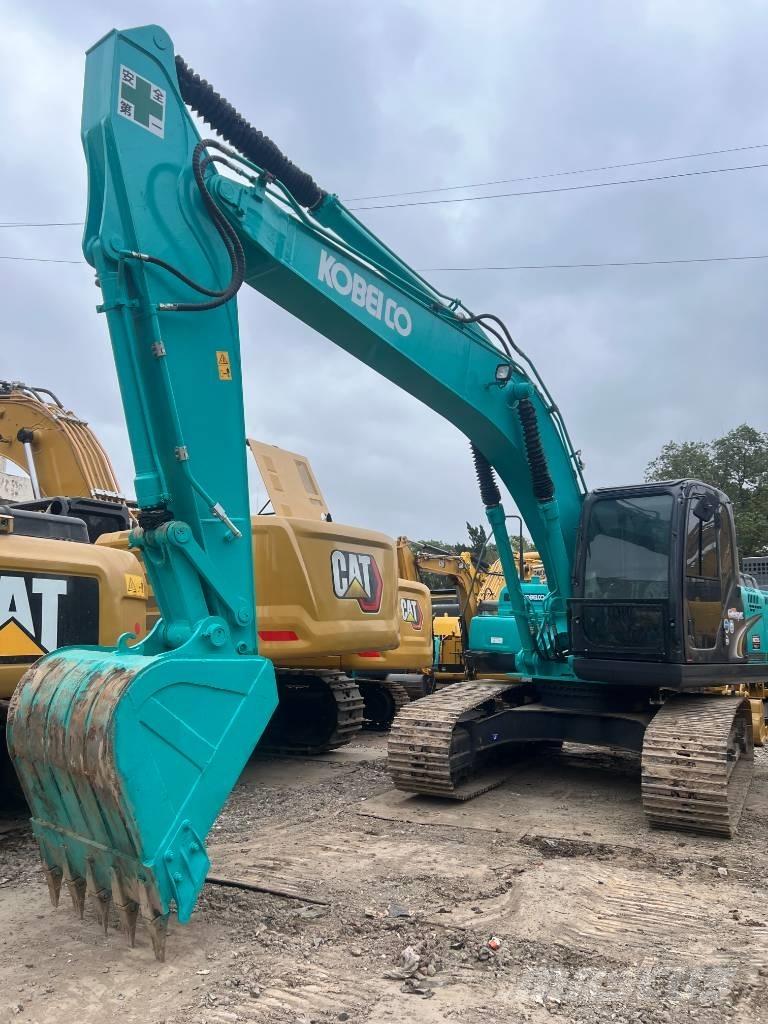 Kobelco SK 200 Lánctalpas kotrók