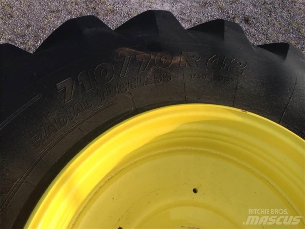 Michelin 710/70R42 Gumiabroncsok, kerekek és felnik