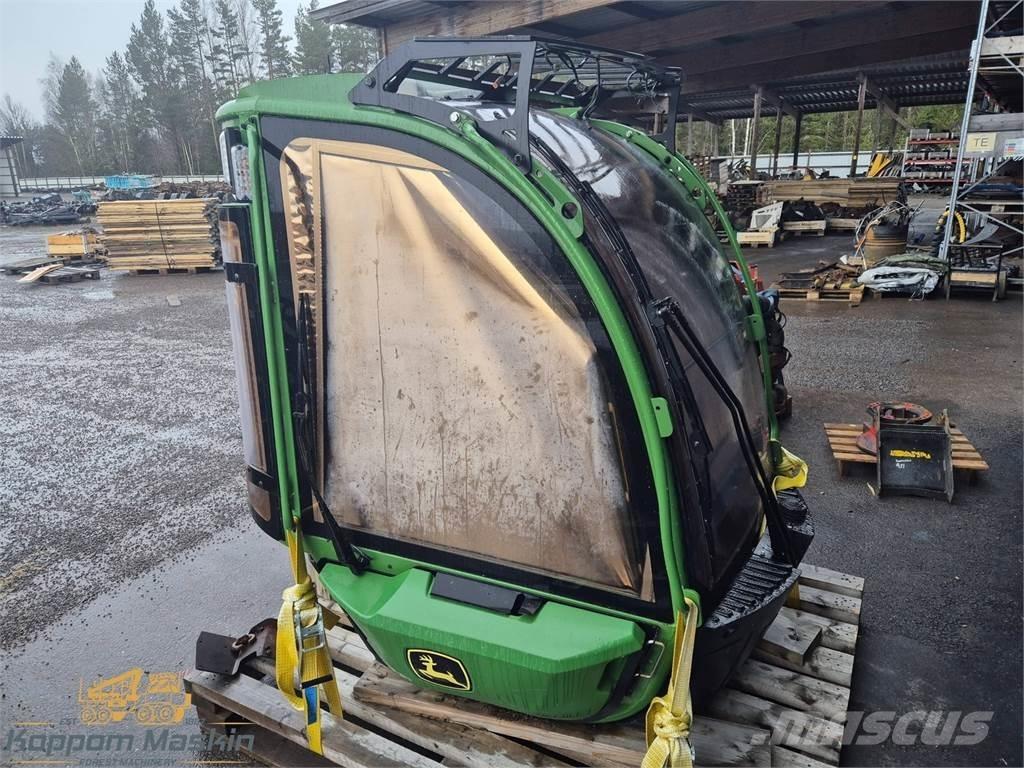 John Deere 1270G Vezetőfülke és belső tartozékok