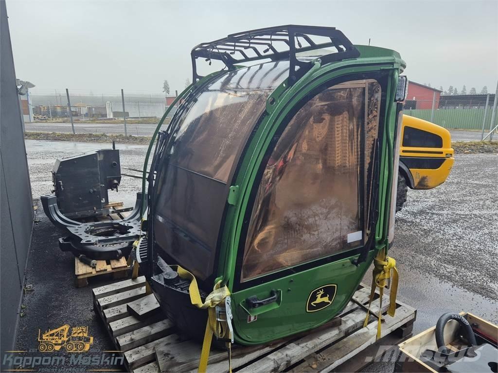 John Deere 1270G Vezetőfülke és belső tartozékok