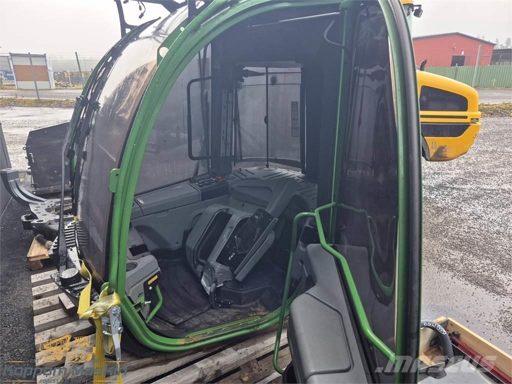John Deere 1270G Vezetőfülke és belső tartozékok