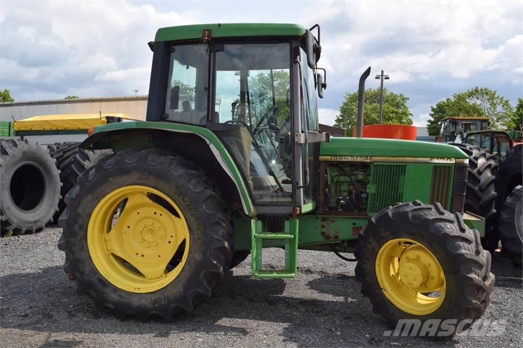John Deere 6100 Traktorok