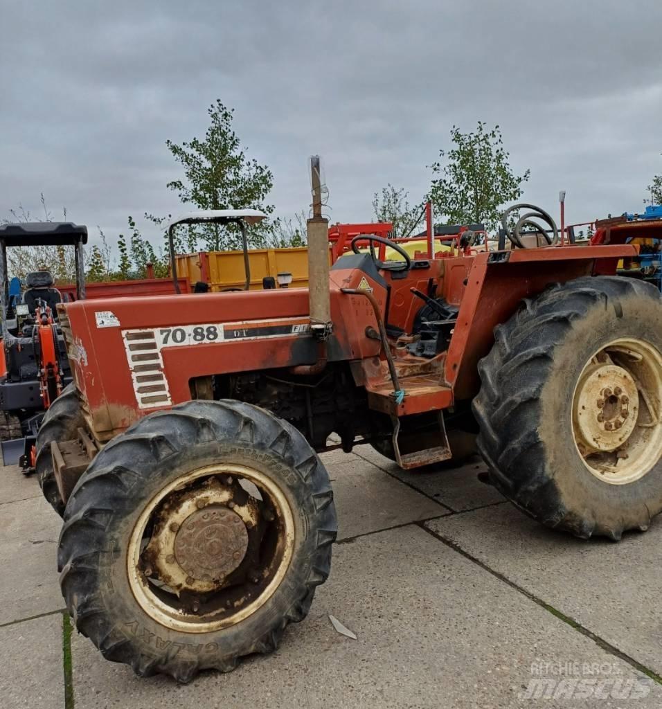 Fiatagri 70-88 Traktorok