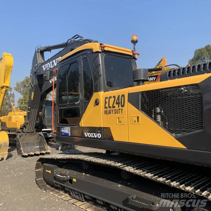 Volvo EC 240 Lánctalpas kotrók