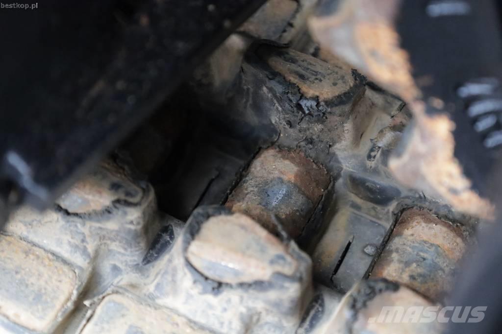 CAT 303 CR Mini kotrók < 7t