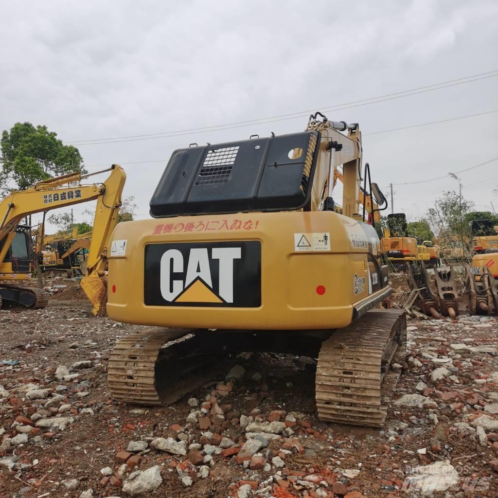 CAT 323DL Lánctalpas kotrók