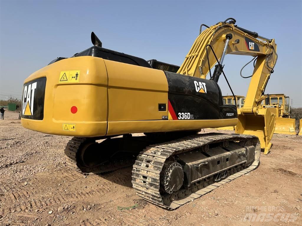 CAT 336DL Lánctalpas kotrók