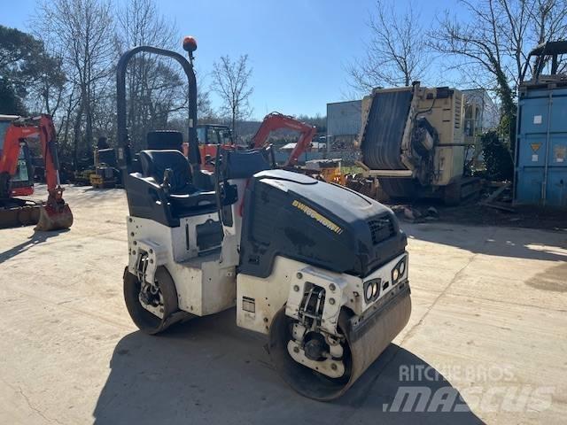 Bomag BW 100 AD-5 Ikerdobos hengerek