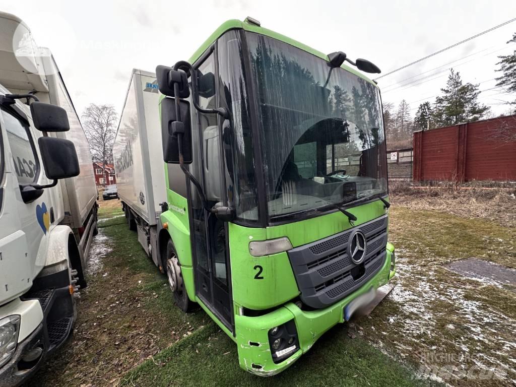 Mercedes-Benz Econic Dobozos teherautók