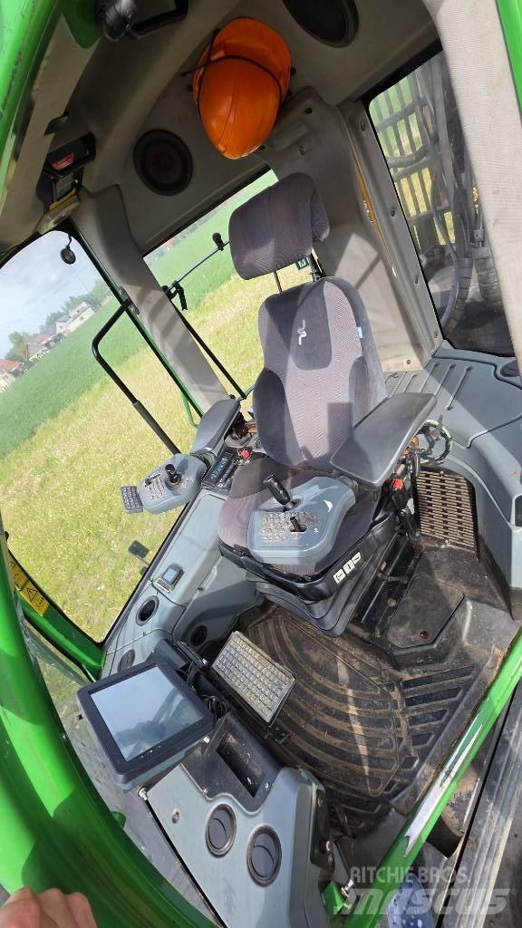 John Deere 1210 E Kihordók