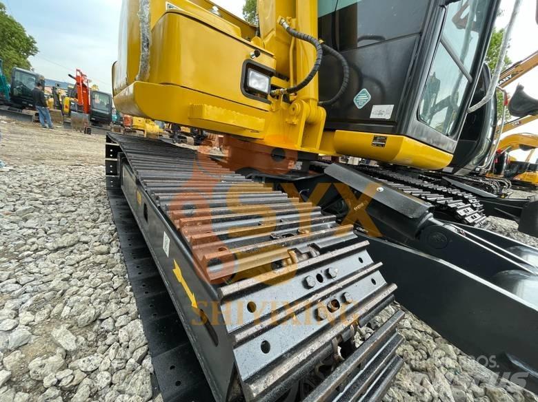 Komatsu PC 70 Közepes (midi) kotrók 7 t - 12 t