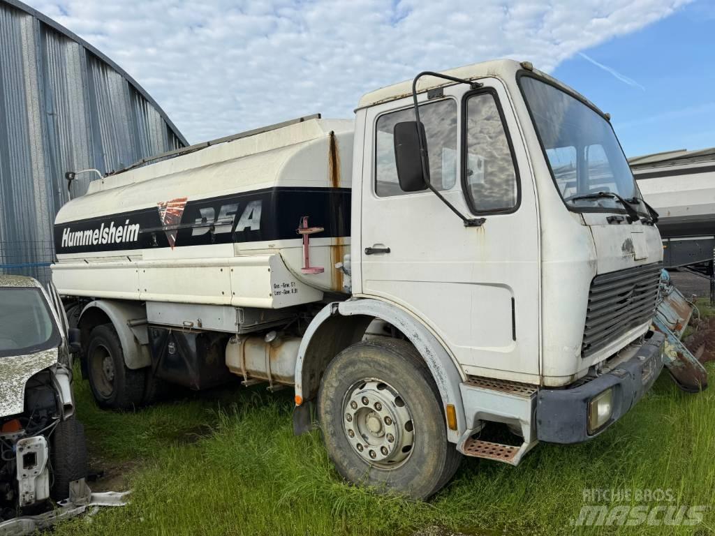 Mercedes-Benz 1417 Tartályos teherautók