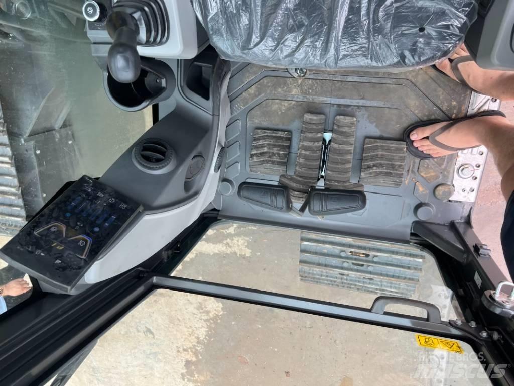 XCMG XE200GH Lánctalpas kotrók