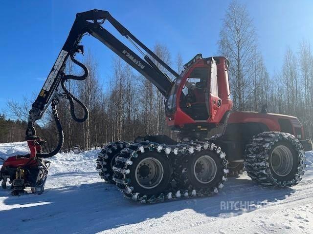Komatsu XH 911-7 Betakarítók
