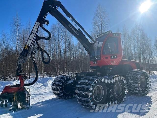 Komatsu XH 911-7 Betakarítók