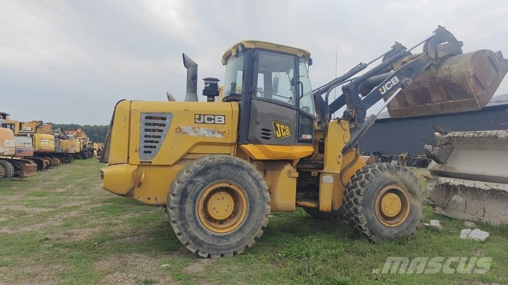 JCB 426 HL Lánctalpak, láncok és futóművek