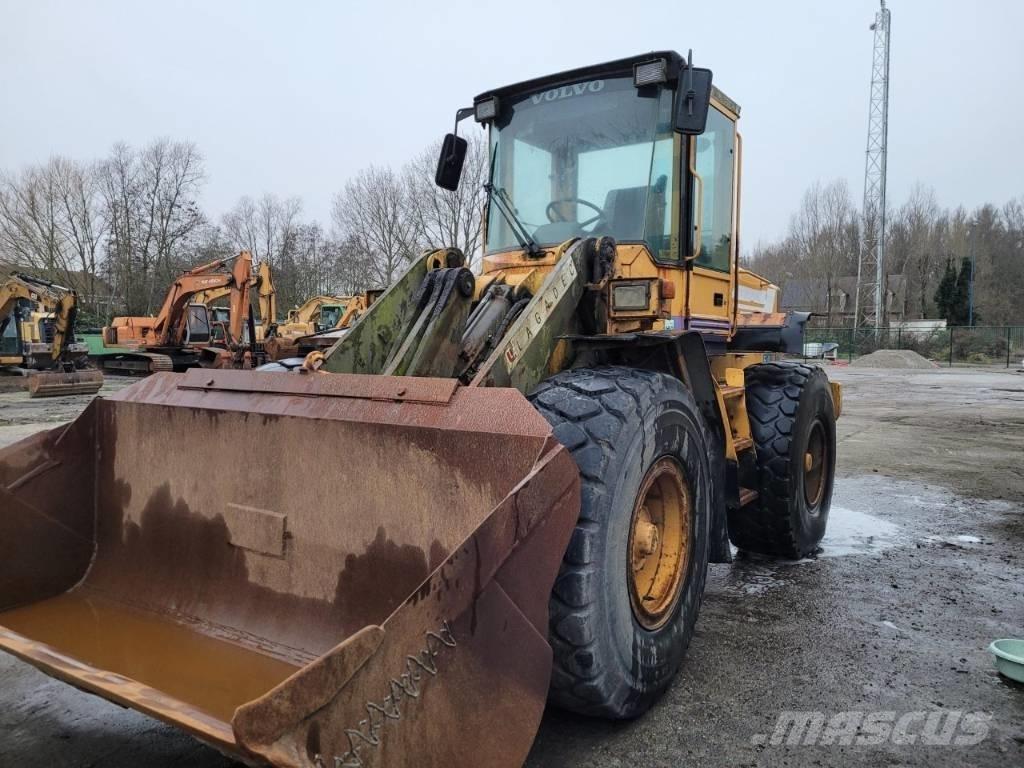 Volvo L 70 C Gumikerekes homlokrakodók