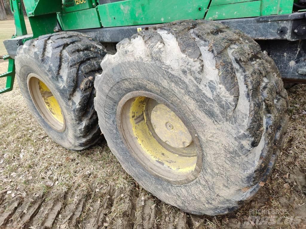 John Deere 1210 G Kihordók