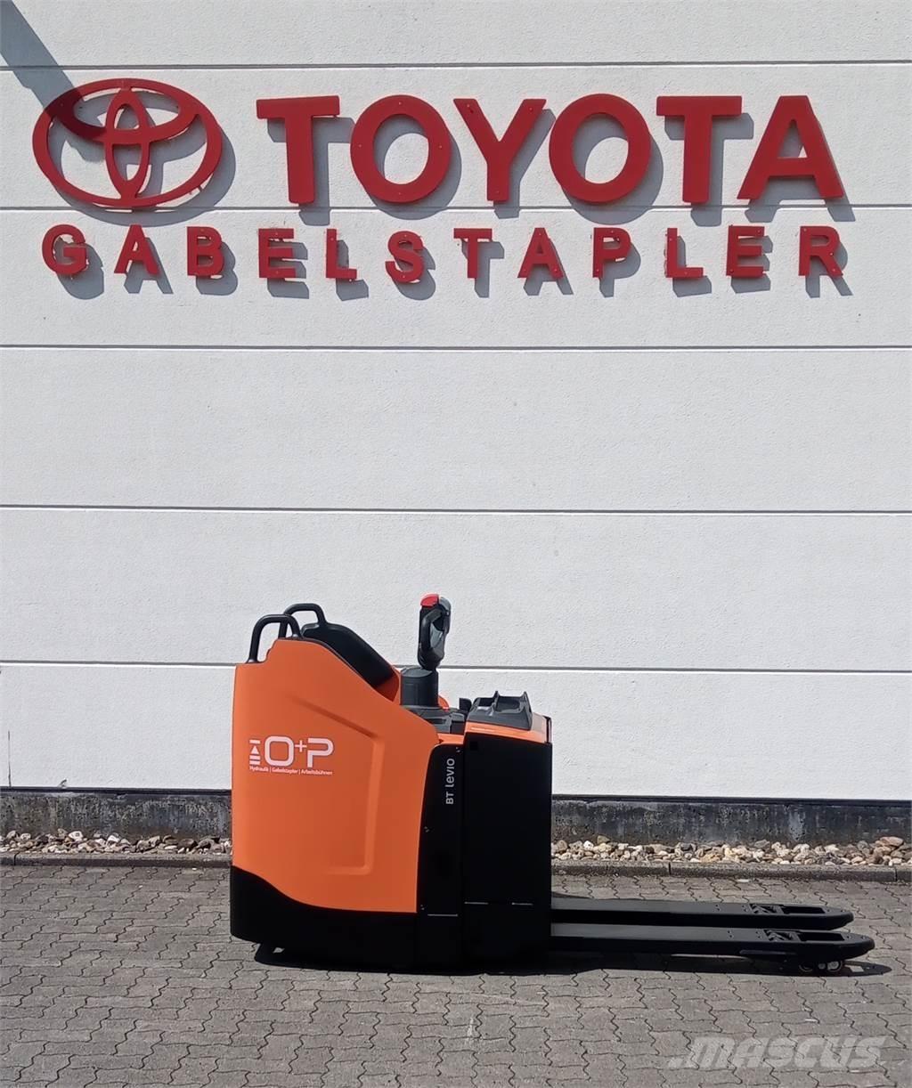 Toyota LPE 250 Alacsony emelőkocsi