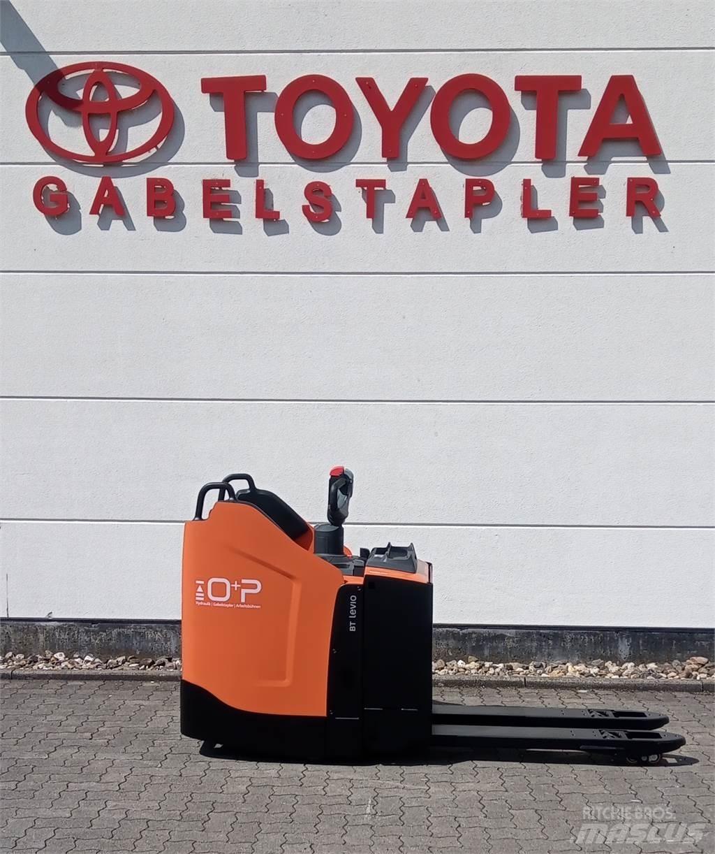 Toyota LPE 250 Alacsony emelőkocsi