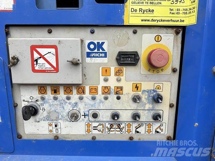 Aichi SR18A Teleszkópos emelők