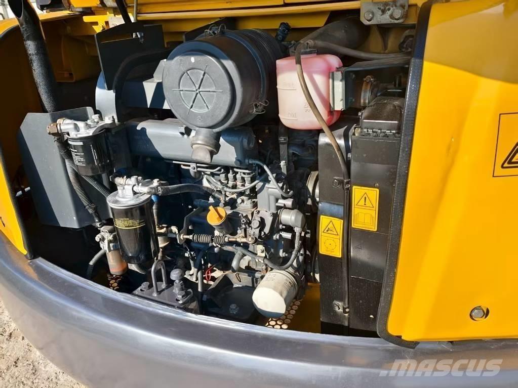 Komatsu PC 56-7 Mini kotrók < 7t