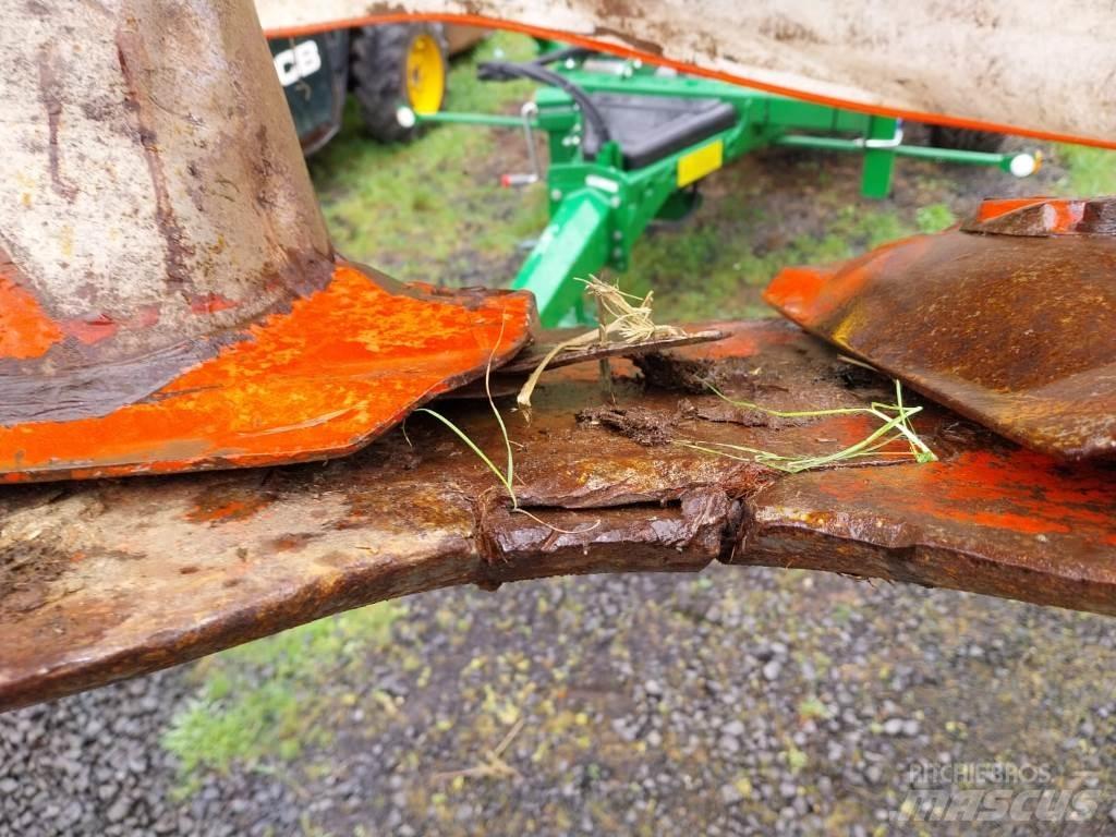Kuhn GMD350FF Kaszák