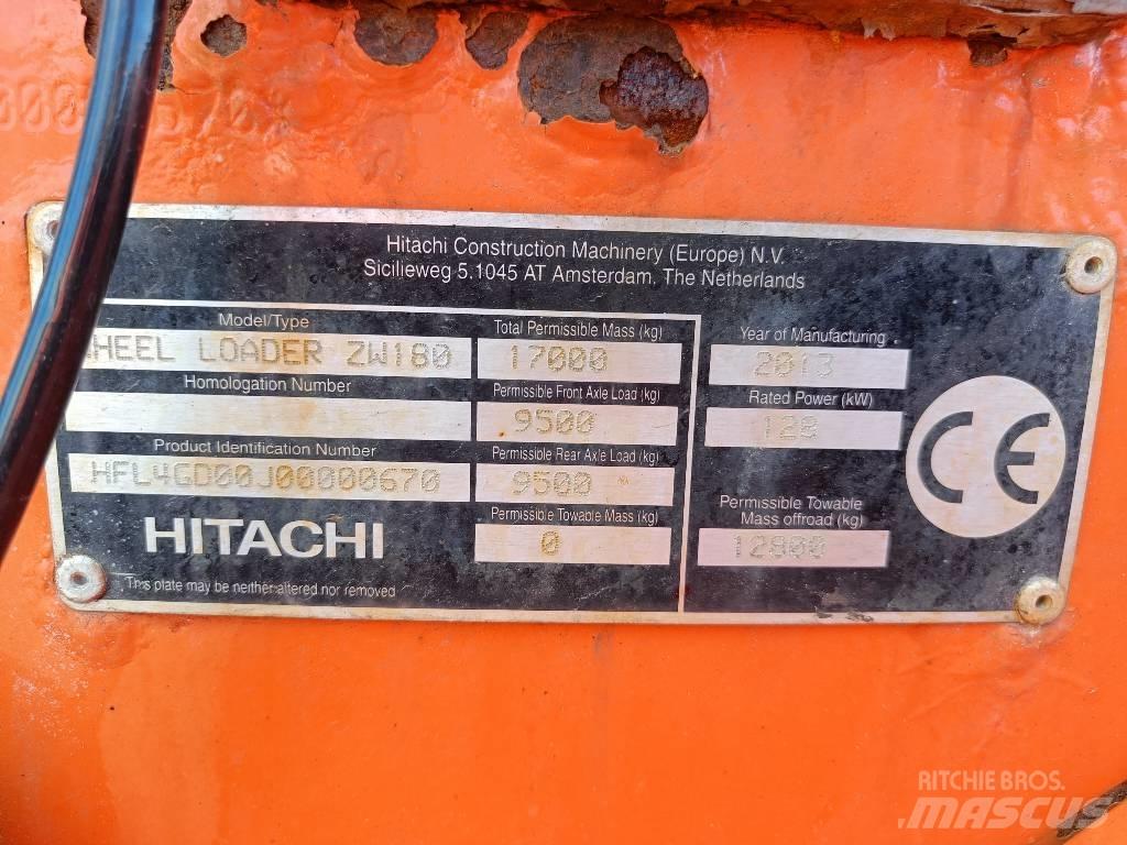 Hitachi ZW 180 Gumikerekes homlokrakodók